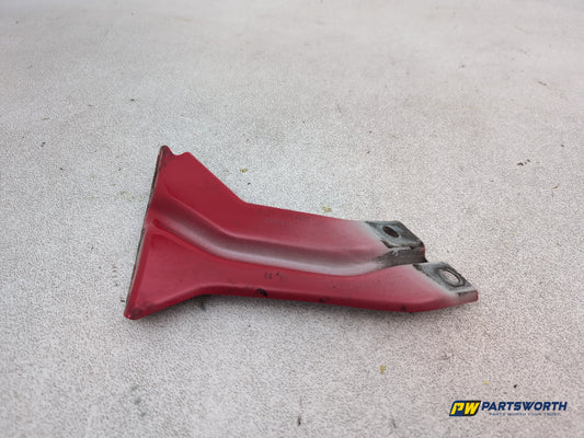 Audi A1 Contrast Edition Front Wing Mount Bracket Right Driver Side 8x0821136a - photo 2