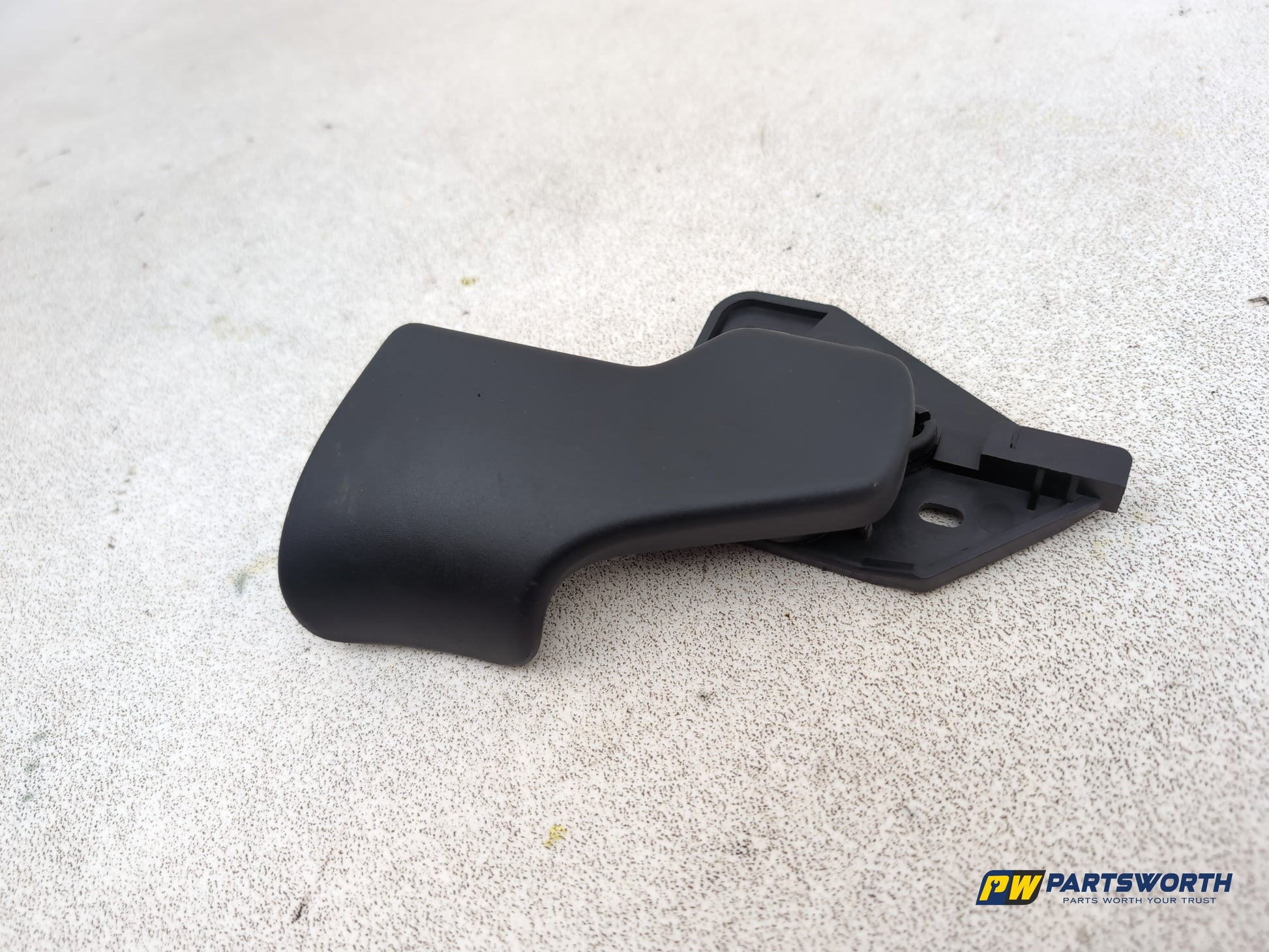 Audi A1 Contrast Edition Tdi Bonnet Release Handle 7l0823633 2010-2014 - photo 2