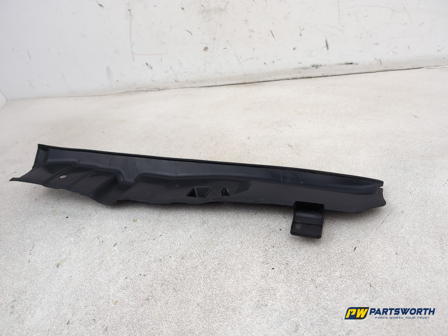 Audi A1 Contrast Edition Tdi Front Driver Right Inner Wing Wheel Trim Arch - photo 8