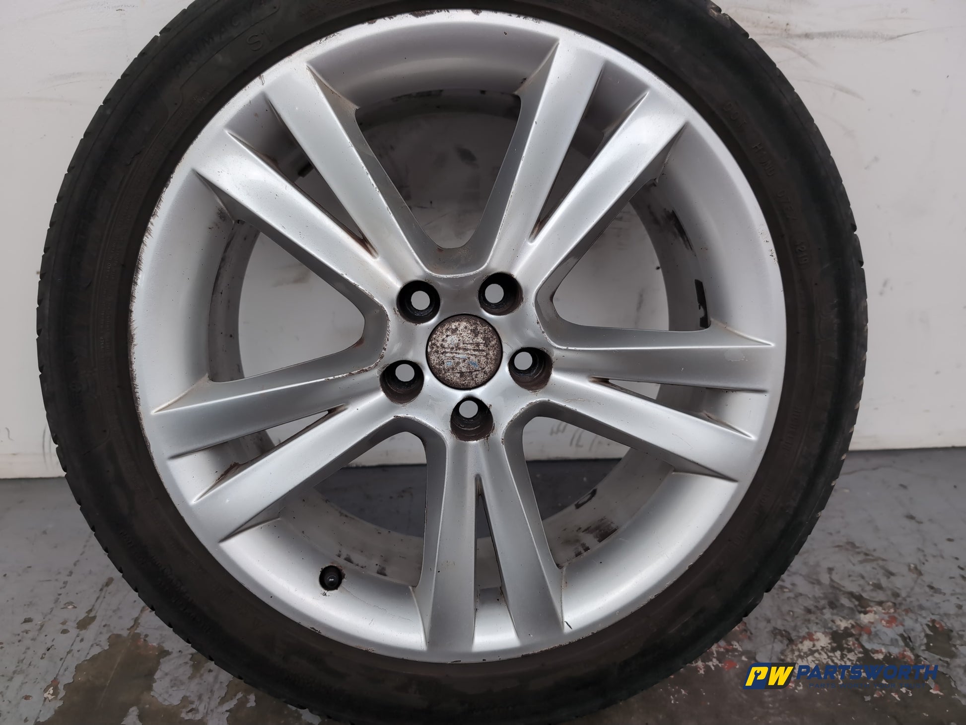 Seat Ibiza Sportrider Alloy Wheel With Tyre 215/45 R17 6j0601025c - photo 2