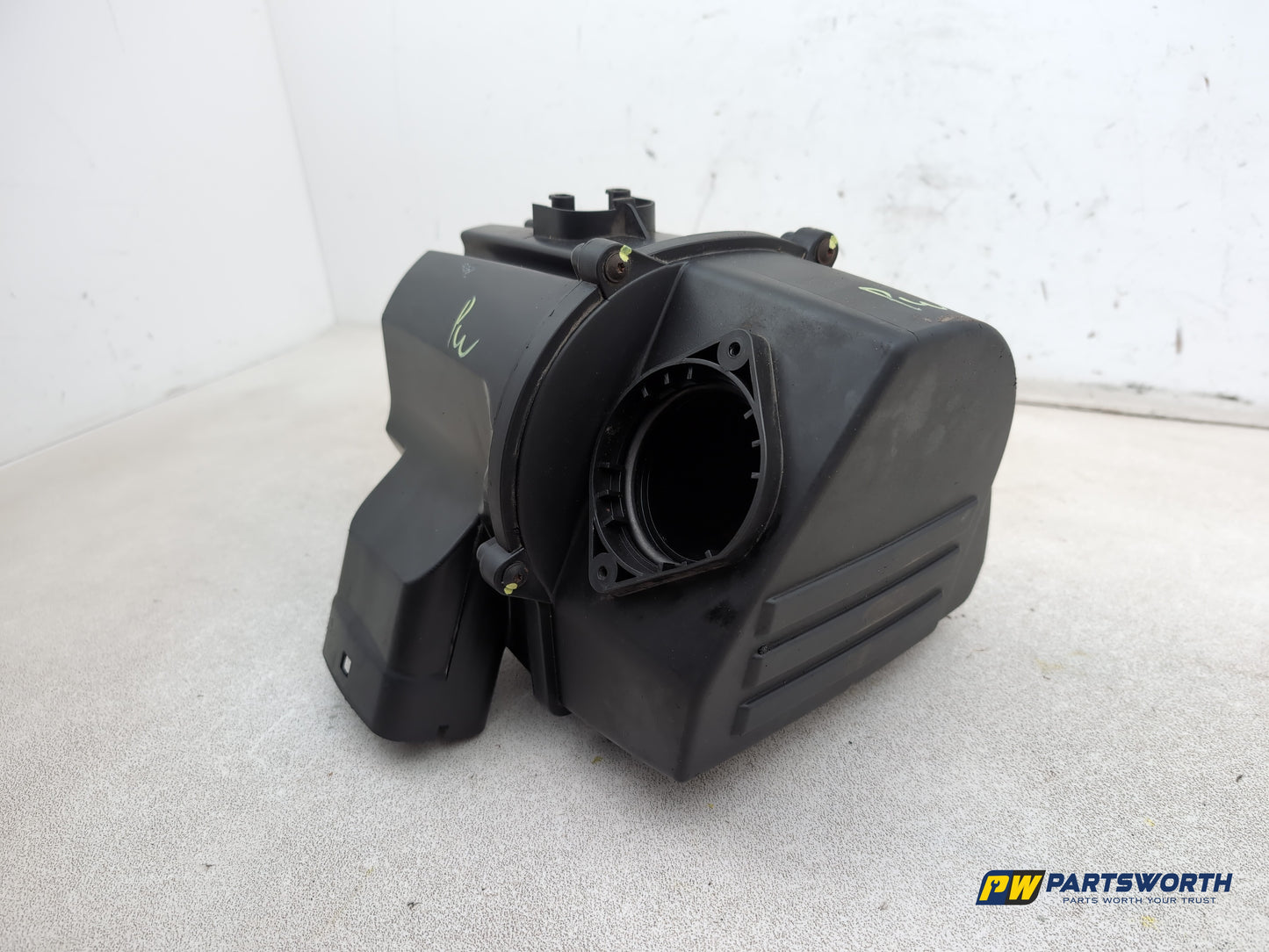 Audi A1 Contrast Edition Tdi Air Filter Housing 2008-2012 - photo 2