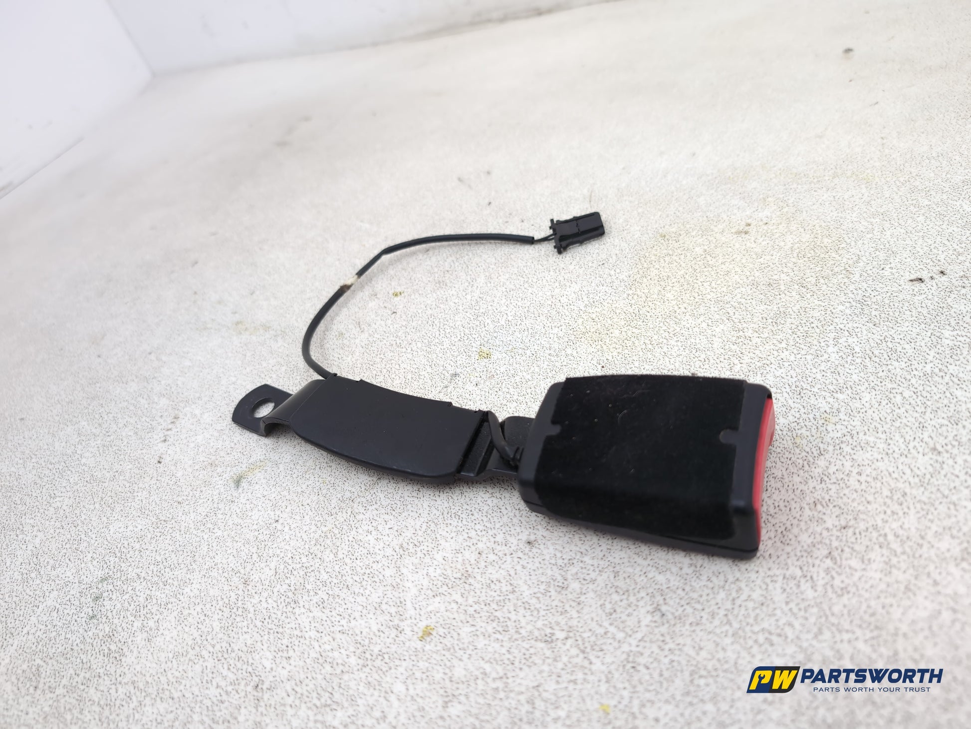 Audi A1 Contrast Edition Tdi Seat Belt Bucle Front Rh Driver Side 8x0857756b - photo 2