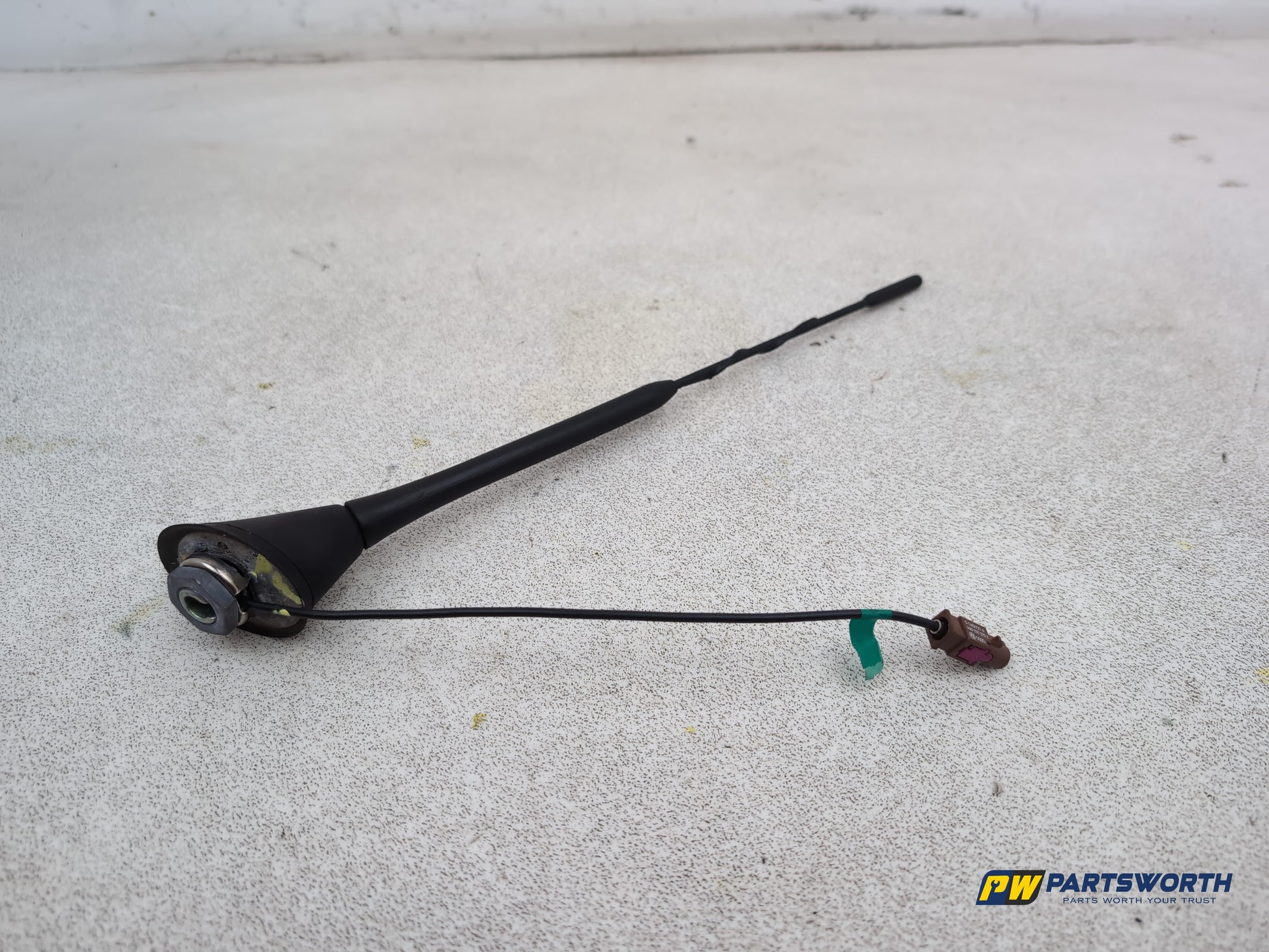 Audi A1 Contrast Edition Tdi Aerial Antenna 2010-2012 - photo 2