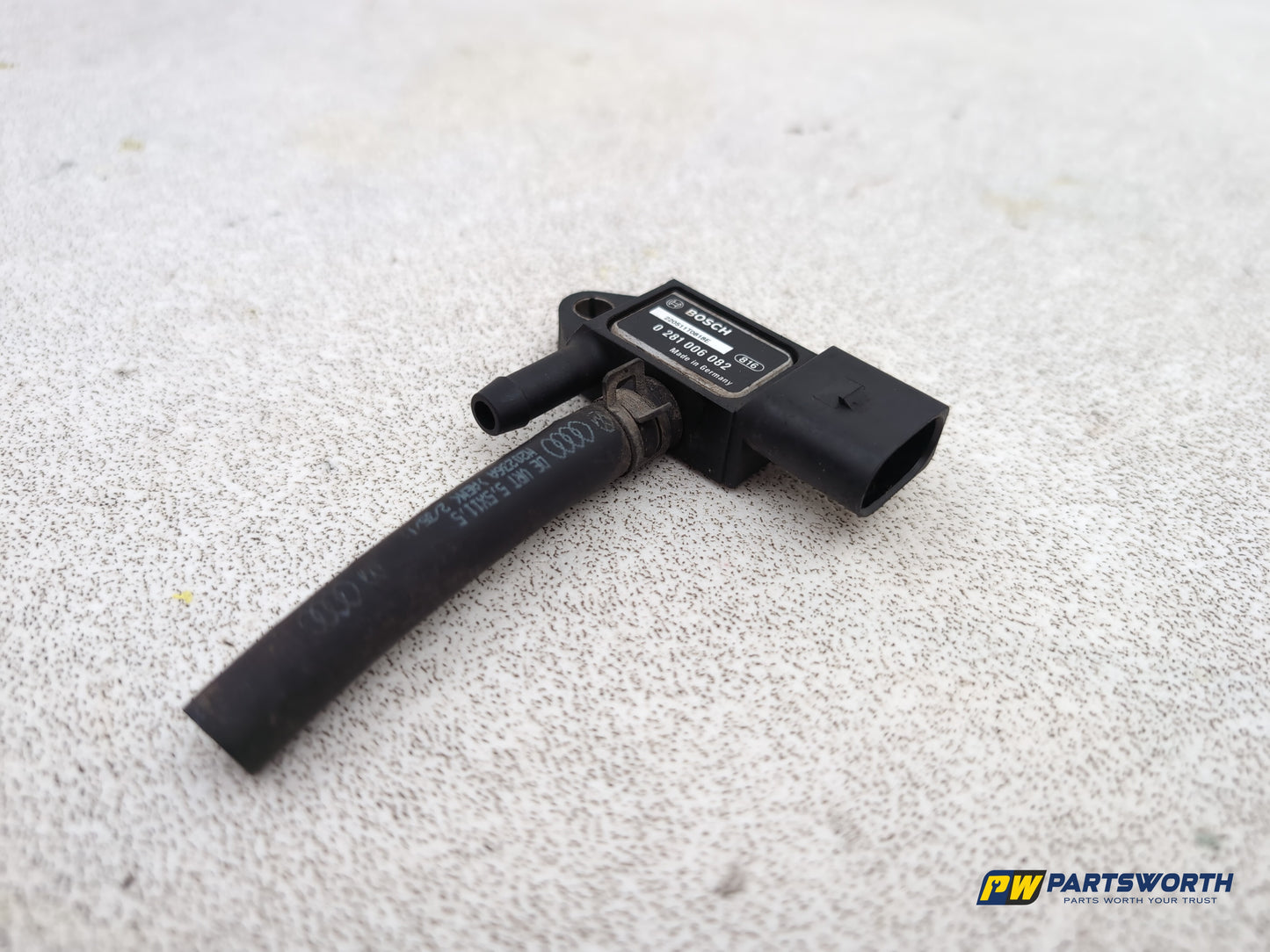 Audi Vw Skoda Seat Pressure Sensor 0281006082 2008-2012 - photo 2