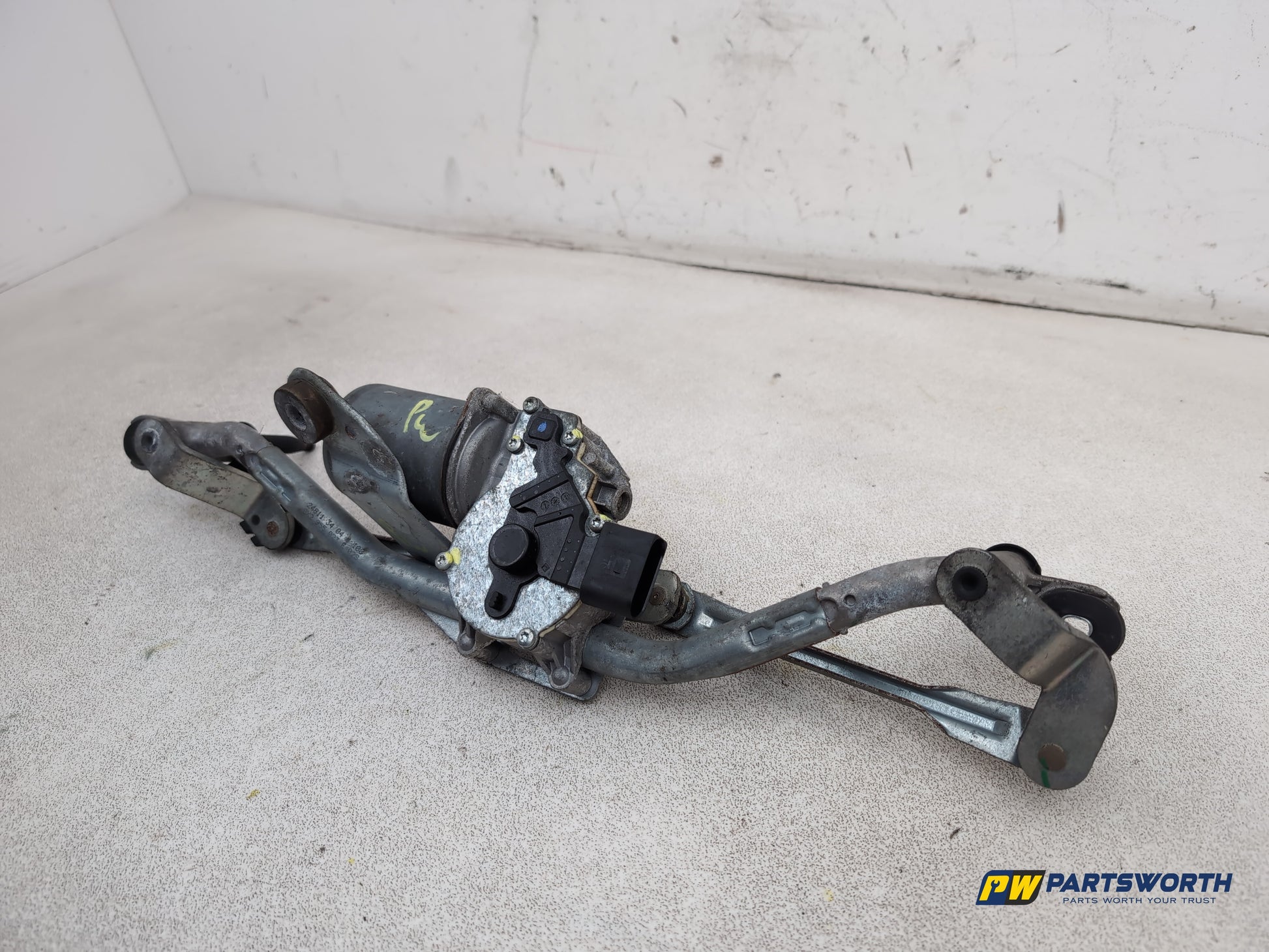 Audi A1 Contrast Edition Tdi Front Motor Mechanism And Linkage 8x2955119 - photo 2