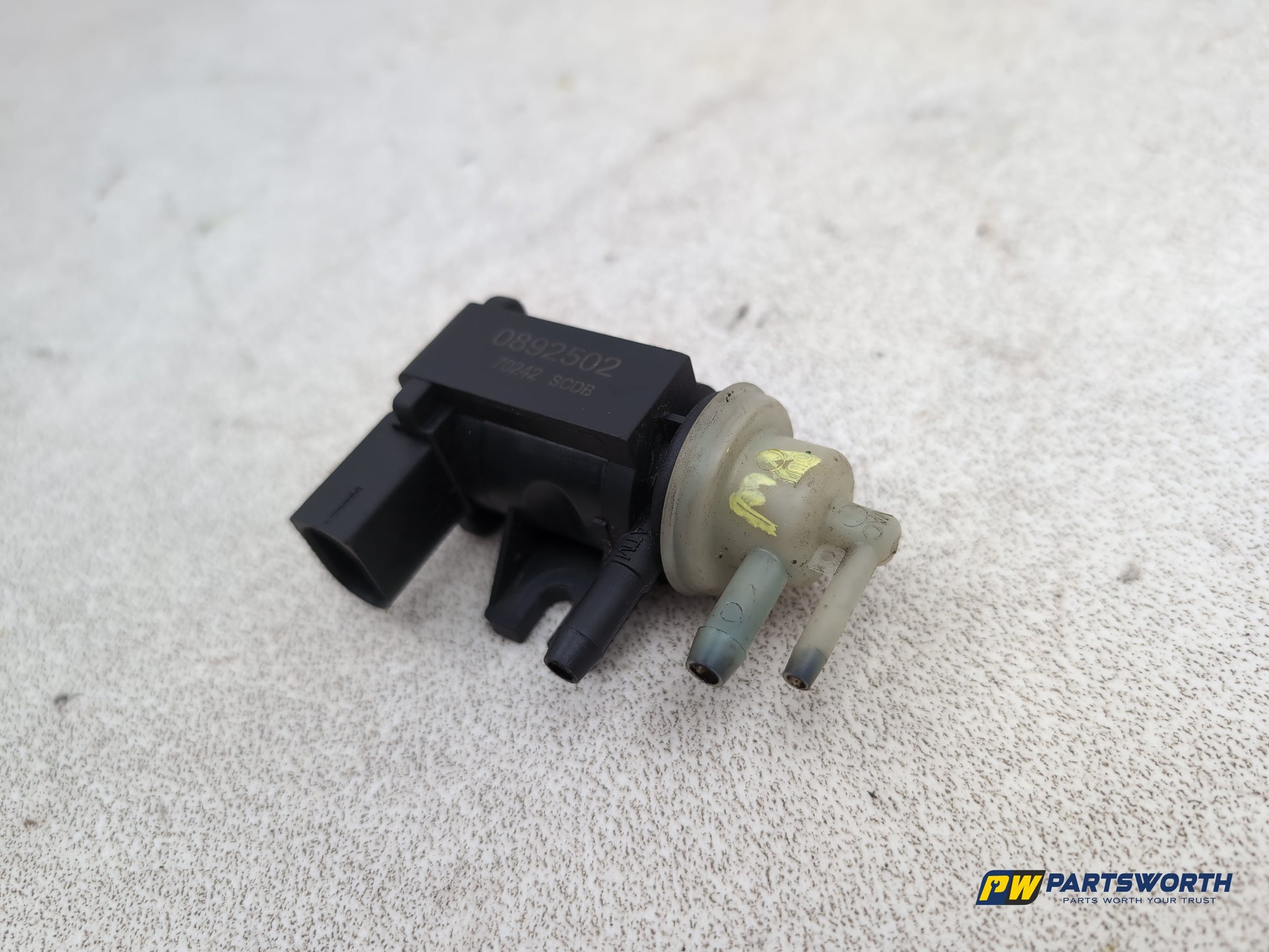 Audi A1 Contrast Edition Turbo Boost Pressure Control Valve 1.6l Diesel 0892502 - photo 2