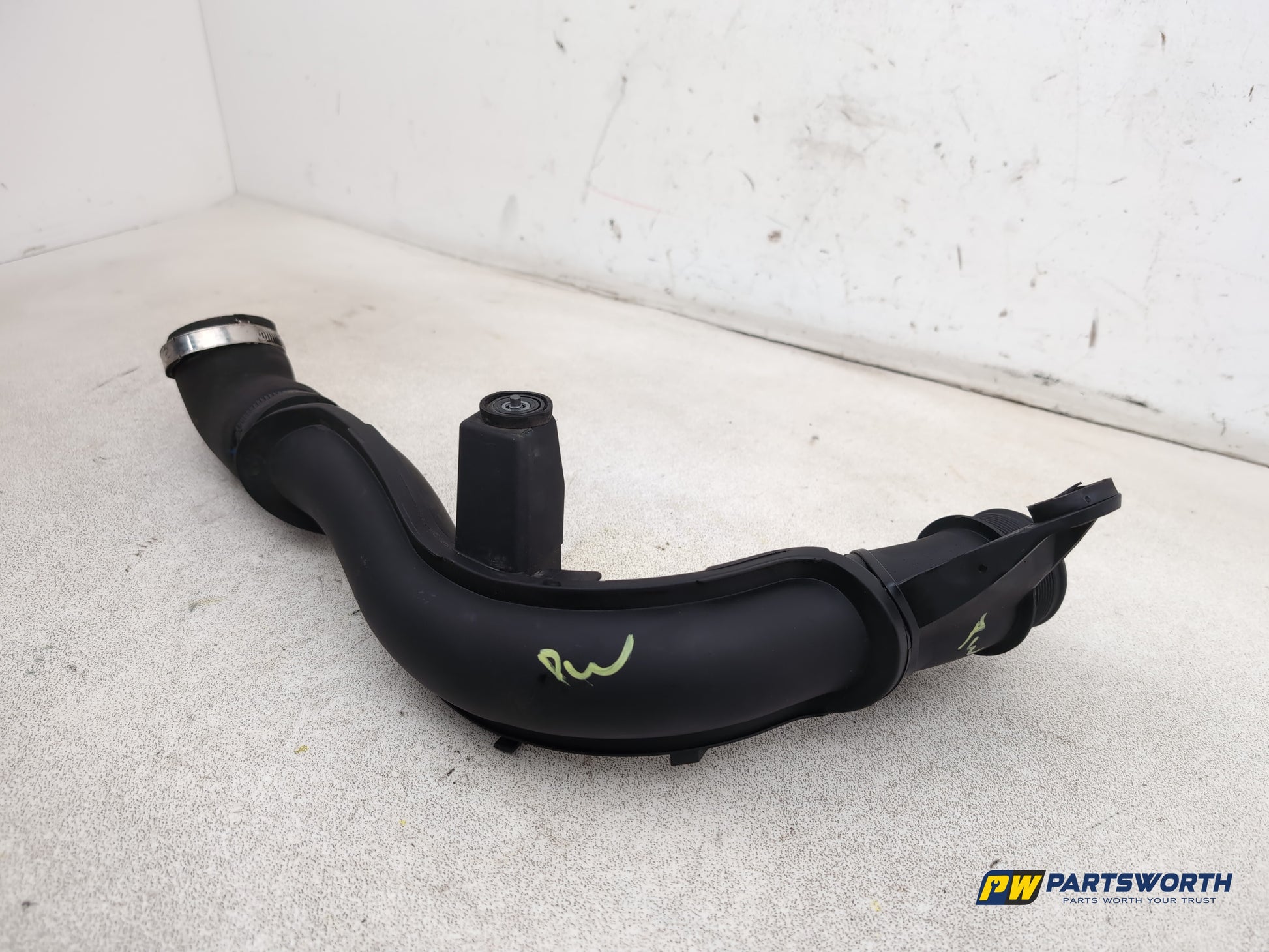 Audi A1 Contrast Edition Intercooler Hose Pipe 1.6l Diesel 6r0145770a 2008-2012 - photo 9