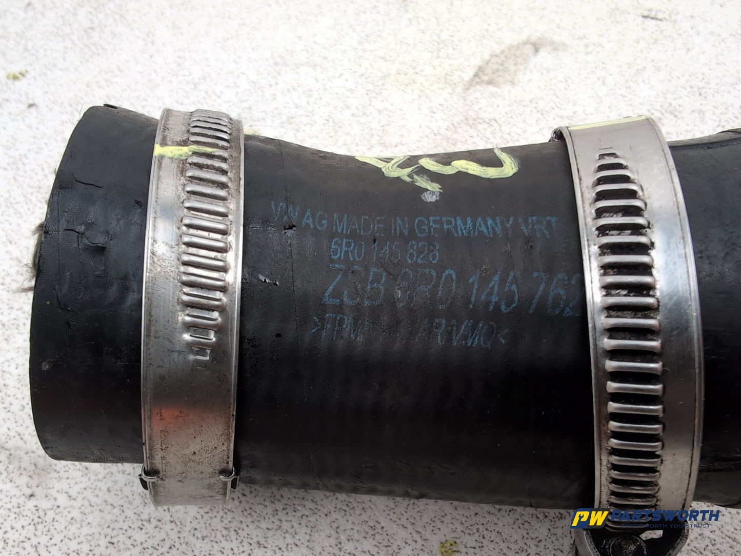 Audi A1 Contrast Edition Tdi Turbo Intercooler Hose Pipe 6r0145828 2008-2012 - photo 2