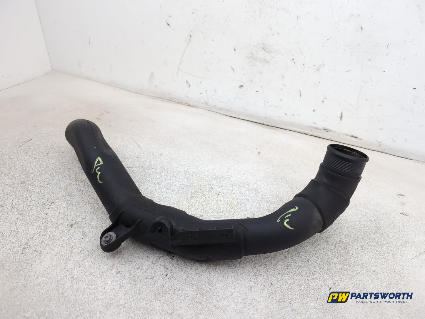 Audi A1 Contrast Edition Tdi Intercooler Hose Pipe 6r0145770h 2008-2012 - photo 2