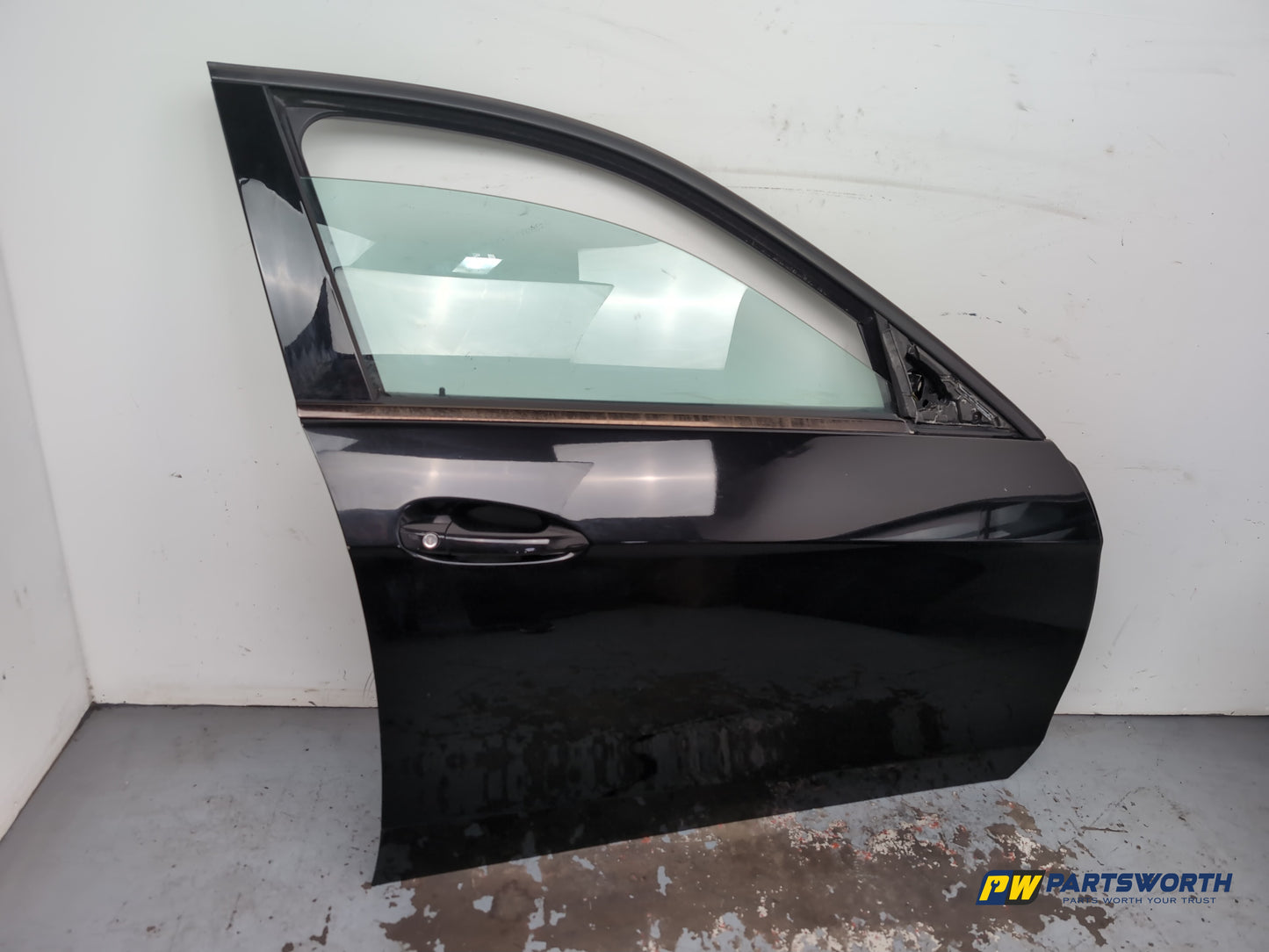 Mercedes-Benz E220 Saloon Door Front Rh Driver Side Obsidian Black Metallic C197 - photo 2