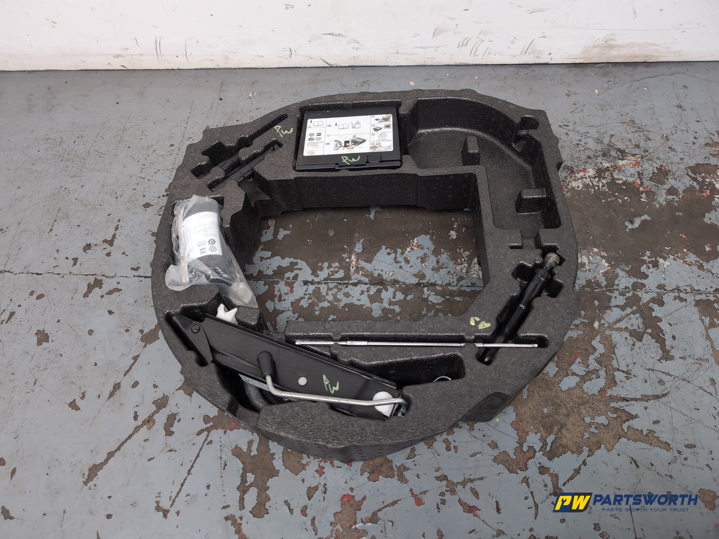 Audi A1 Contrast Edition Tdi Spare Wheel Foam Carrier 2008-2012 - photo 8