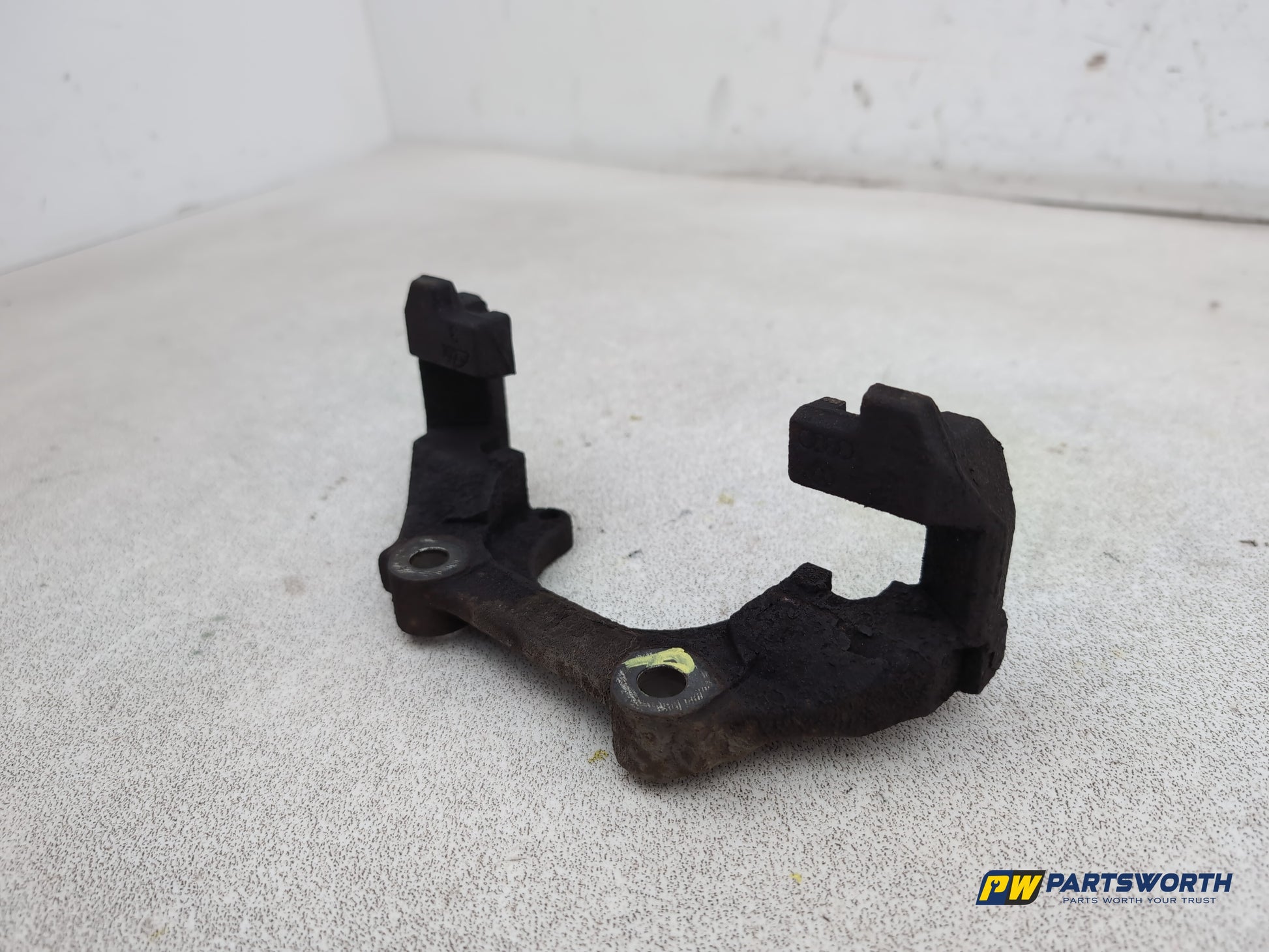 Audi A1 Contrast Edition Tdi Brake Caliper Front Support Driver Side 2008-2012 - photo 8