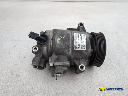 Audi A1 Contrast Edition Tdi Air Conditioning Compressor 5n0820803e 2008-2012 - photo 2