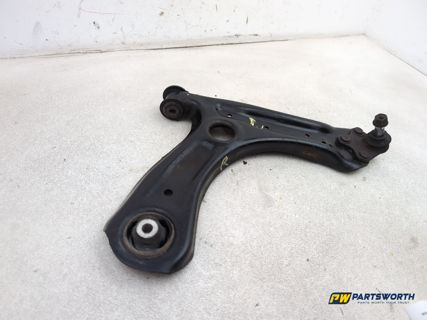 Audi A1 Contrast Edition Tdi Right Front Lower Control Arm 6r0407152f 2008-2012 - photo 2