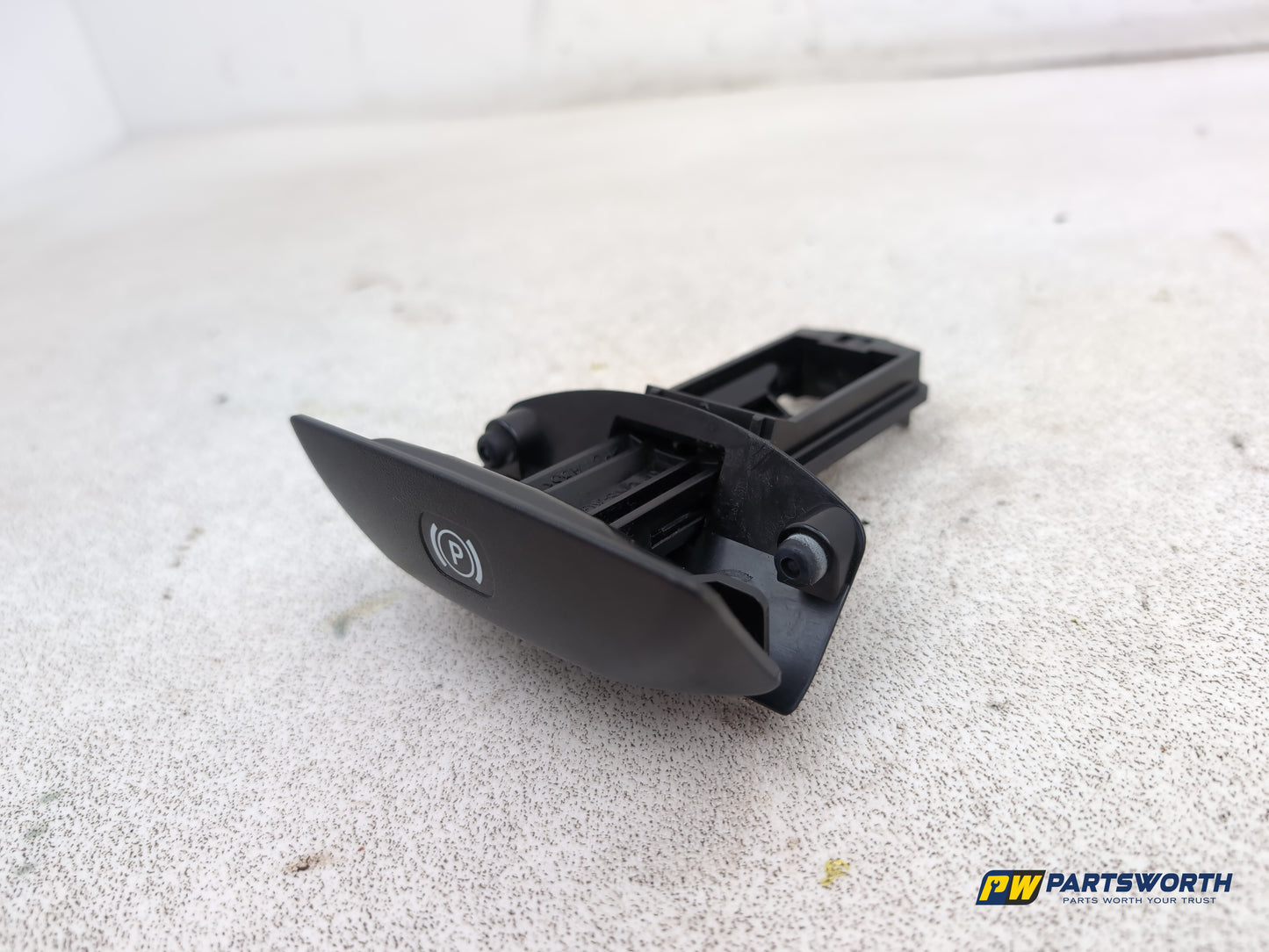 Mercedes-Benz E220 W212 E-Calss Handbrake Pull Lever A2044200177 2009-2016 - photo 2