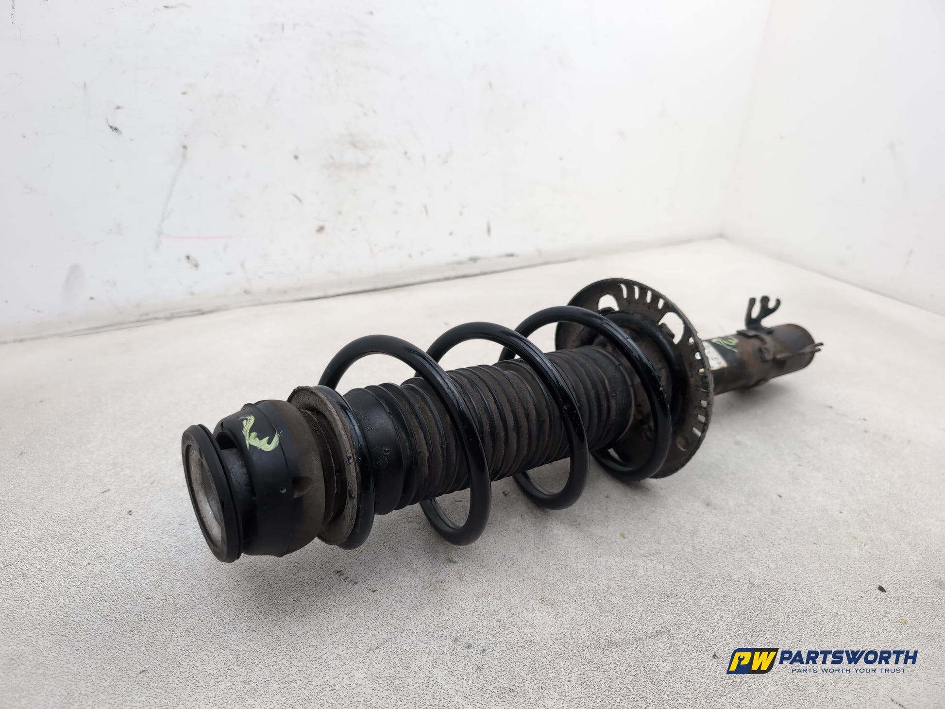 Audi A1 Contrast Edition Tdi Shock Absorber Front Lh Passenger Side 6r0413031ap - photo 9