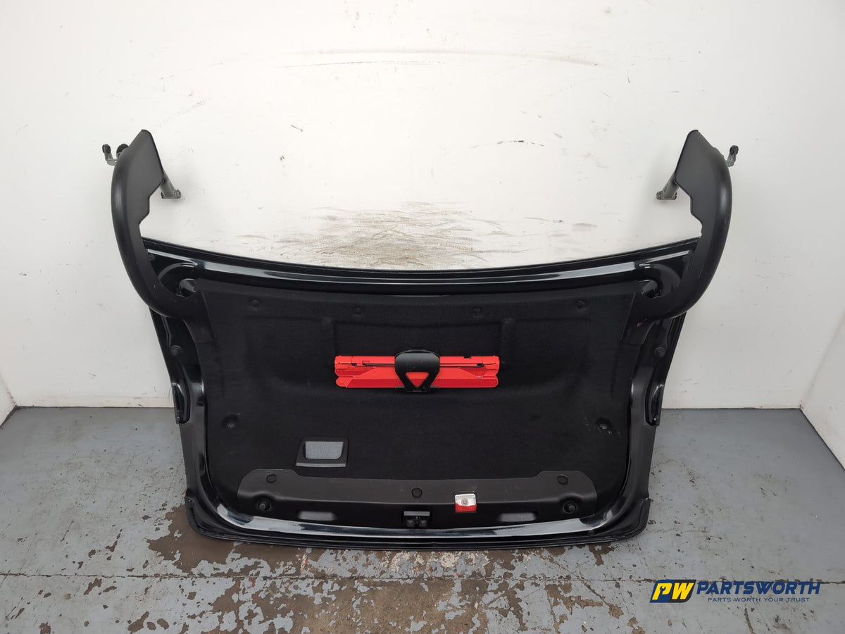 Boot Lid 8
