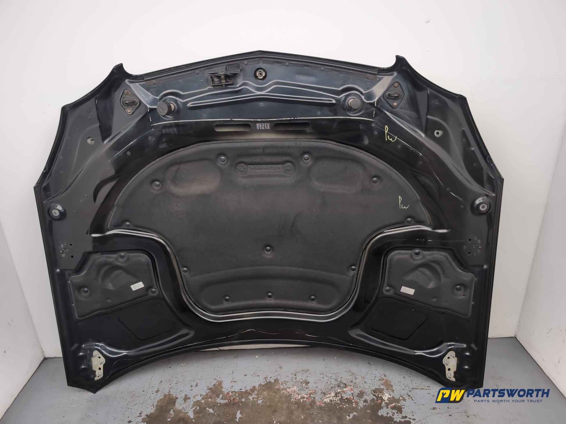 Mercedes-Benz E220 E-Class W212 Saloon Bonnet Obsidian Black Metallic C197 - photo 8