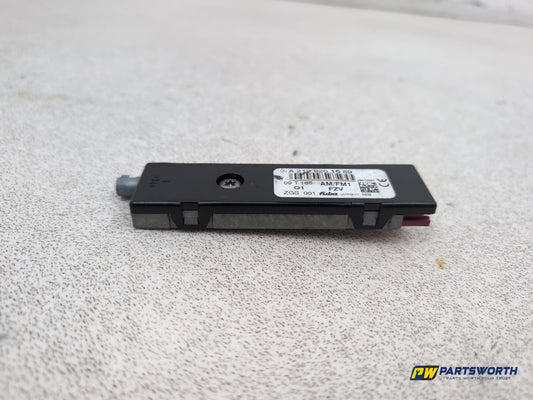 Mercedes-Benz E220 E-Class W212 Antenna Aerial Amplifier Module Unit A2128201689 - photo 2