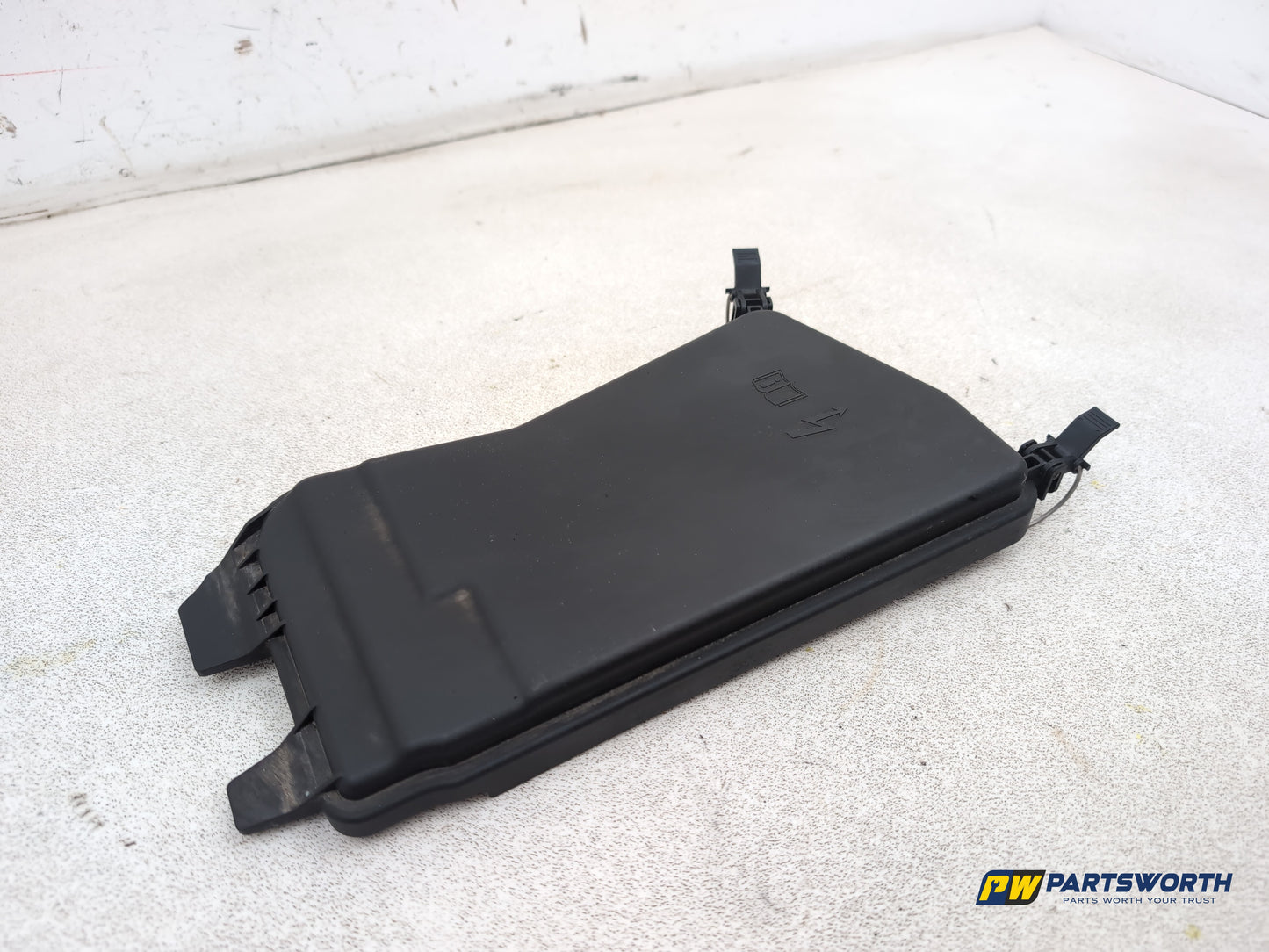 Mercedes-Benz E220 E-Class W212 Saloon Fuse Box Cover A2125400382 2009-2016 - photo 2