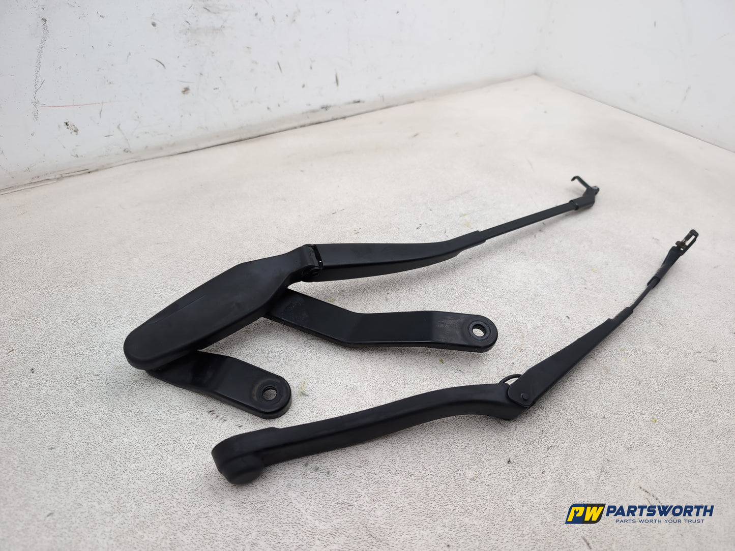 Mercedes-Benz E220 E-Class W212 Front Wiper Arm Set A2128201044 2009-2016 - photo 6