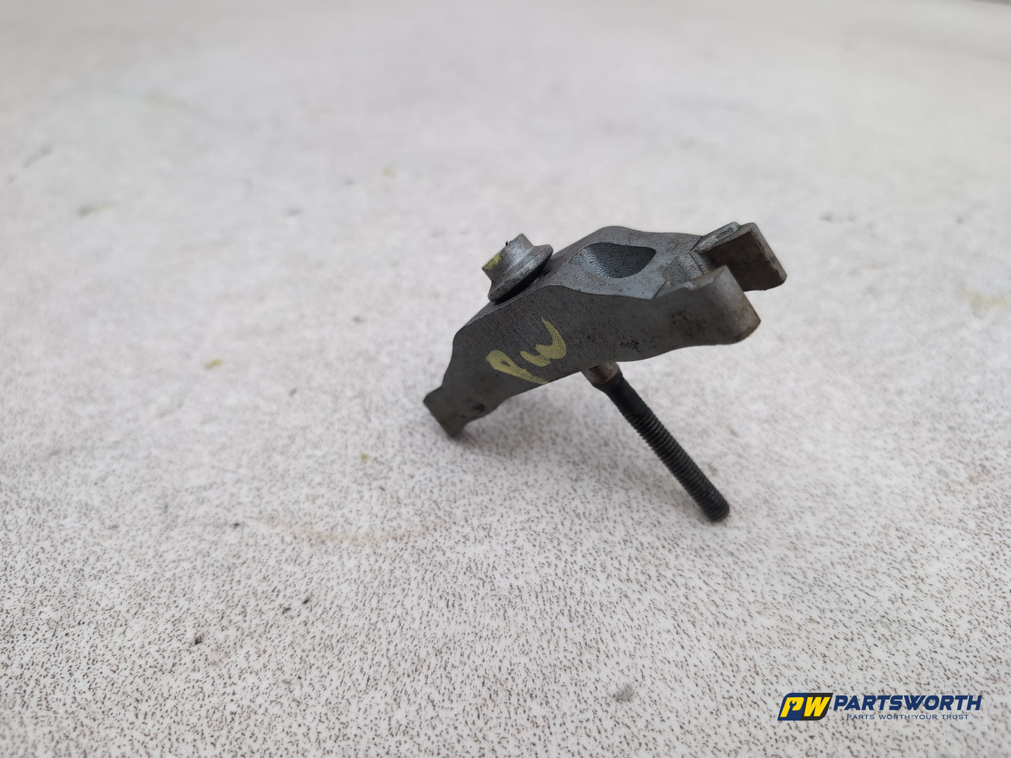 Exterior bracket 2