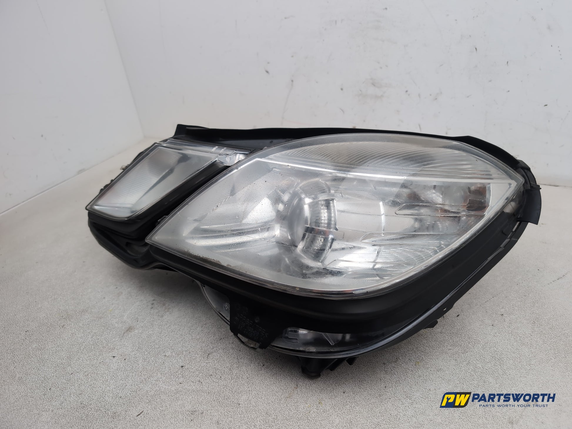 Mercedes-Benz E220 E-Class W212 Headlamp Headlight Lh Passenger Side A2128200361 - photo 2