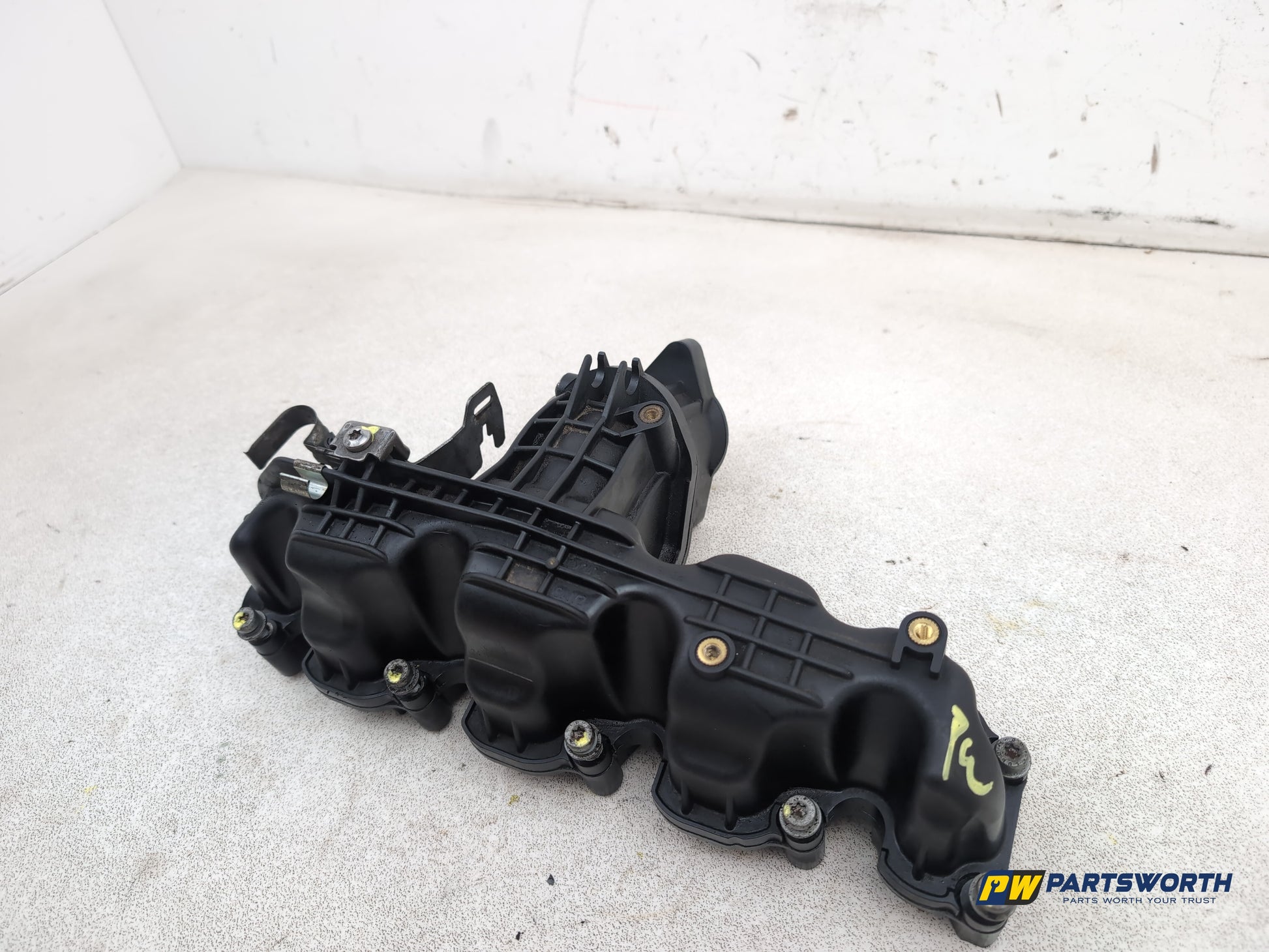 Audi A1 Contrast Edition Tdi Engine Inlet Manifold 03l129711 2008-2012 - photo 8