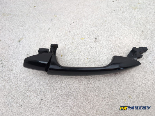 Front Right Door Handle 2