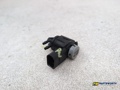 Audi A1 Contrast Edition 1.6l Diesel Turbo Solenoid Valve 1k0906283a 2008-2012 - photo 2