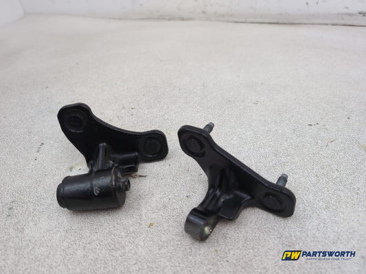 RH Front Door Hinge Pair  2