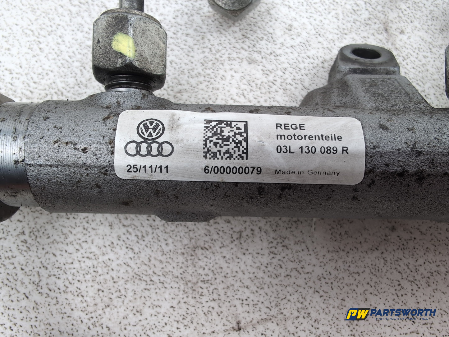Audi A1 Contrast Edition Tdi 1.6l Diesel Fuel Rail 03l130089r 2008-2012 - photo 2