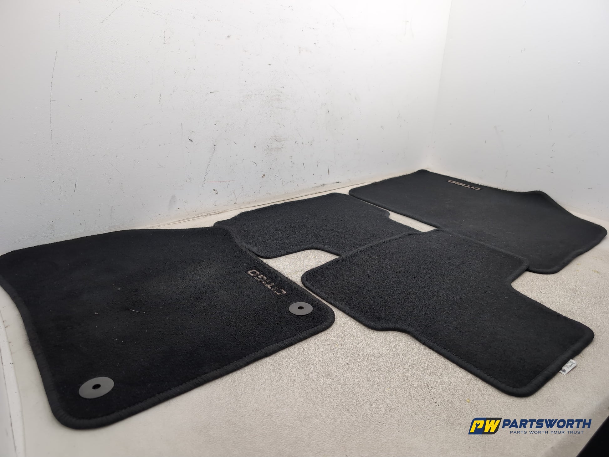 Skoda Citigo Se 12v Mat Carpet Set Front And Rear Black - photo 2