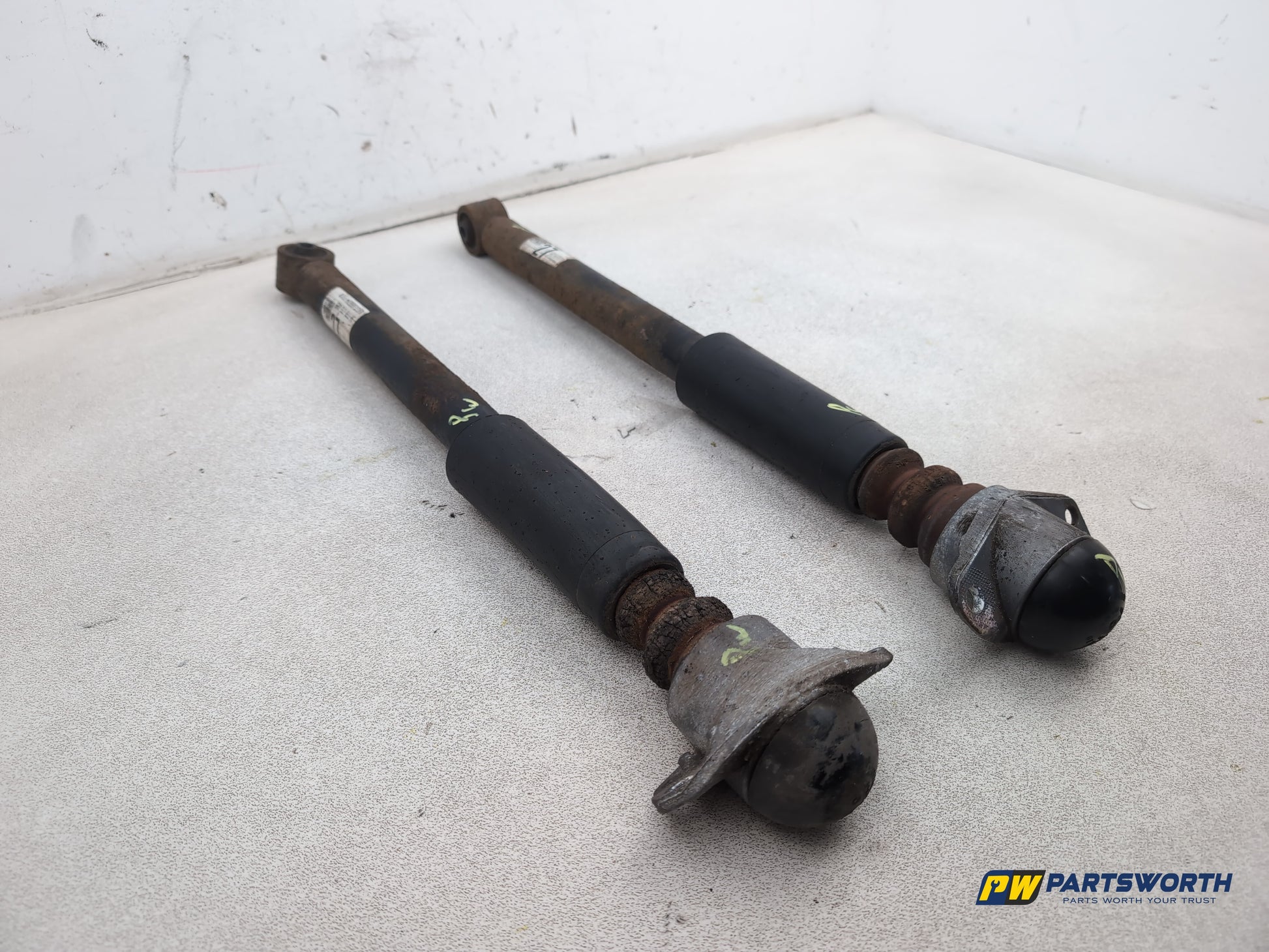 Audi A1 Contrast Edition Tdi Rear Shock Absorber Pack 6r0512011ac 2008-2012 - photo 8