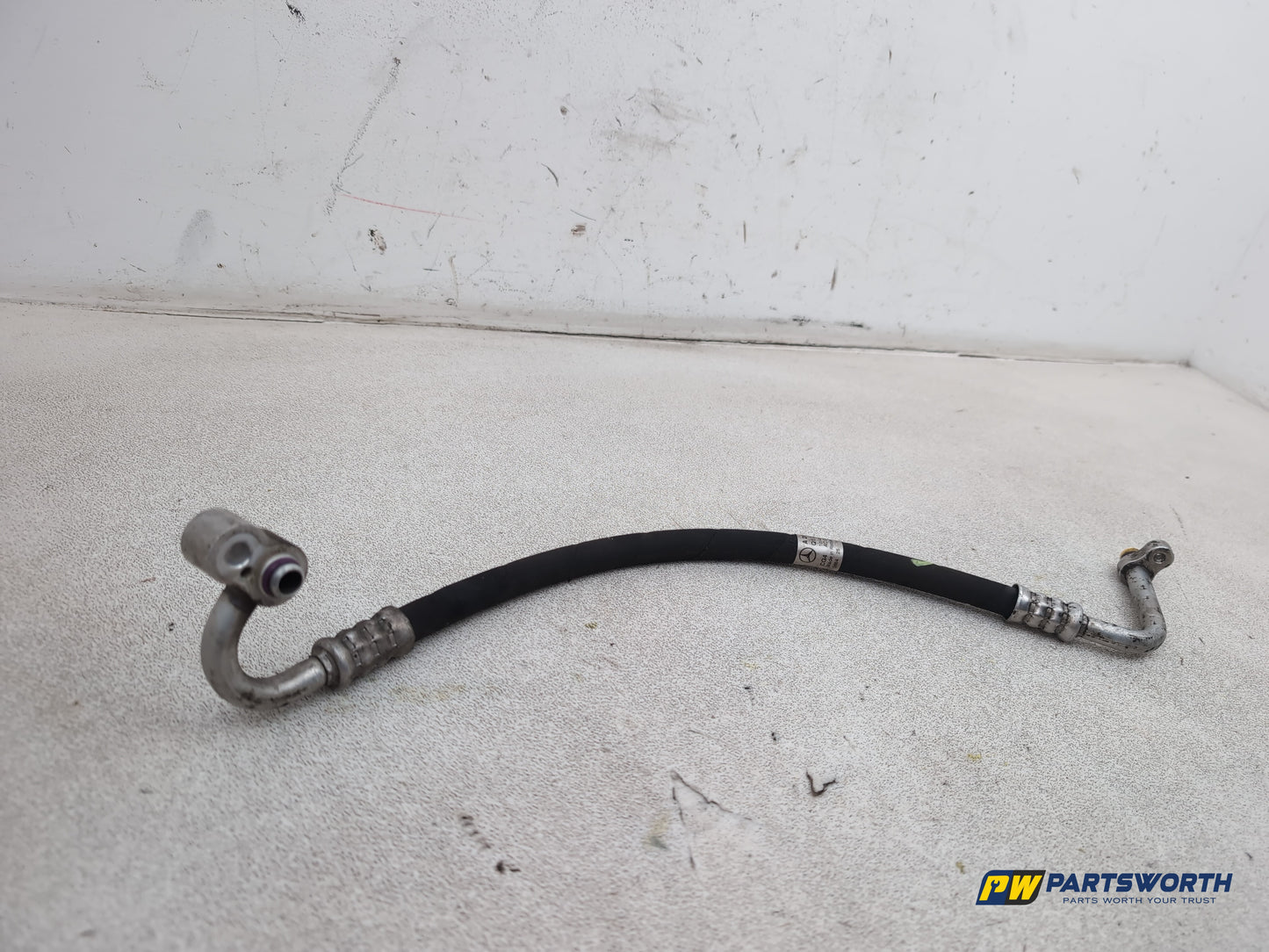 Mercedes-Benz E220 W212 Air Conditioning Pipe A/C Hose Line A2048304715 - photo 8