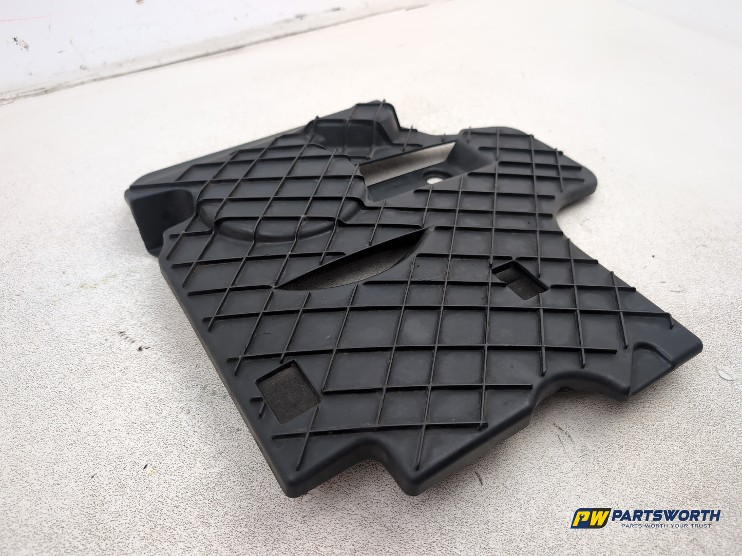 Mercedes-Benz E220 W212 Front Plastic Engine Cover A6510100867 - photo 8
