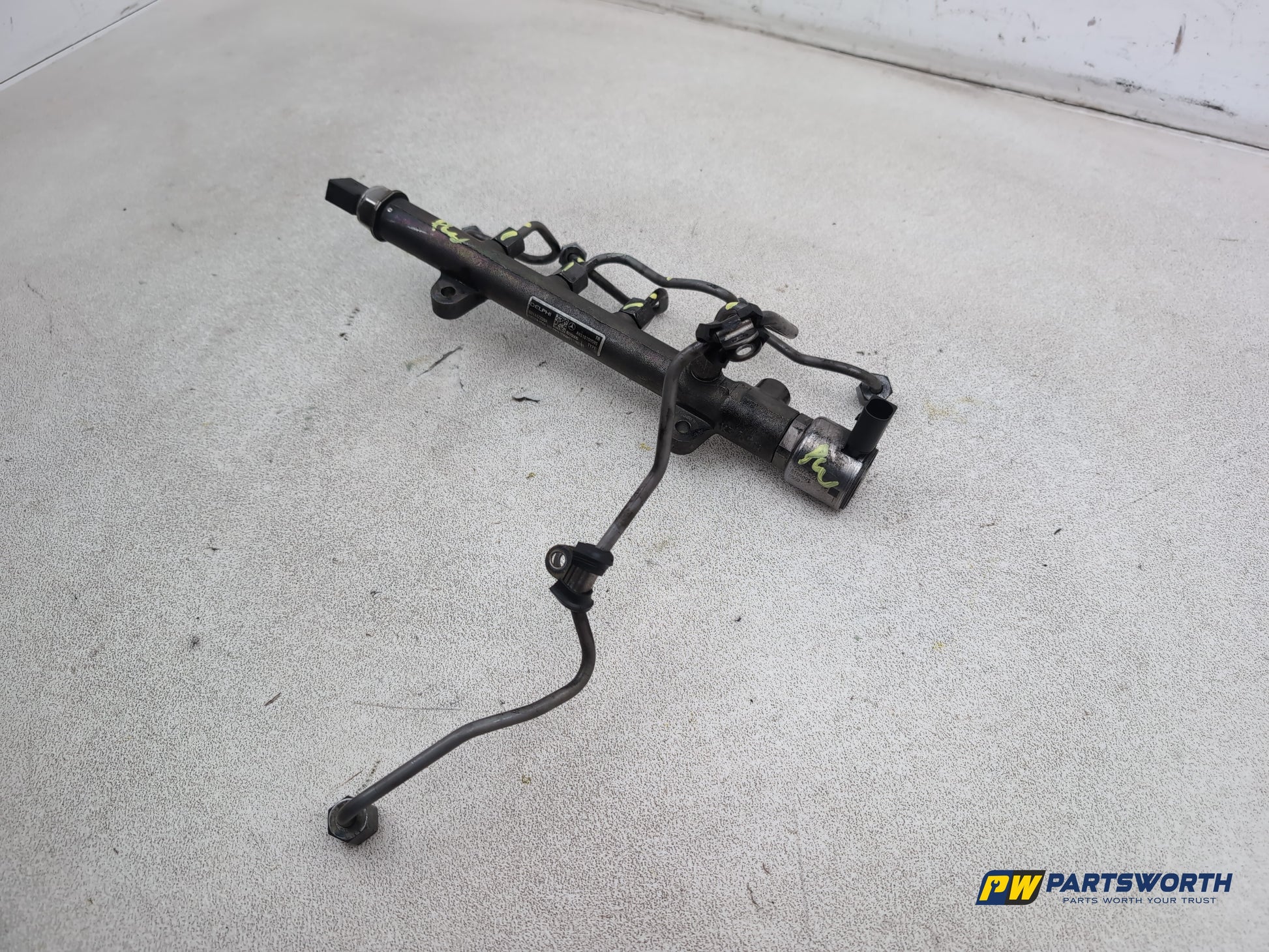 Mercedes-Benz E220 W212 Blueef-Cy Se Cdi A Fuel Injector Rail A6510700595 - photo 2