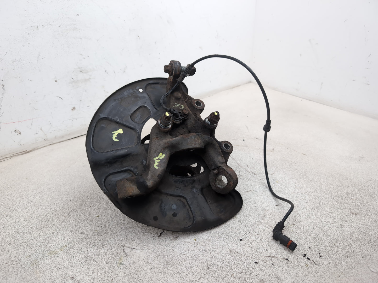 Mercedes-Benz E220 E-Class W212 Wheel Hub Front Rh Driver Side 2009-2016 - photo 2