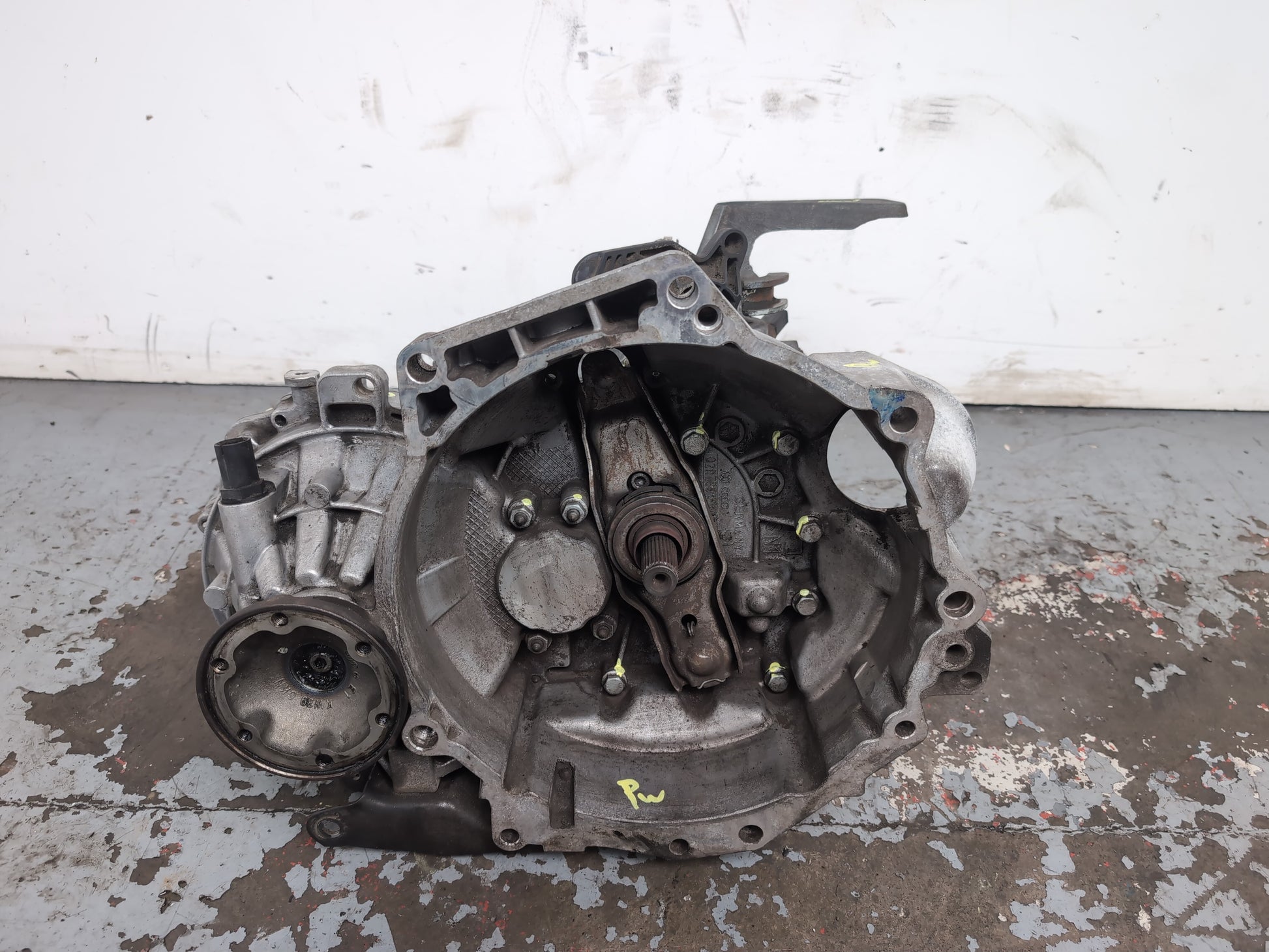 Audi A1 Contrast Edition Tdi 1.6l Diesel Manual Gearbox Assembly 02r301103 Cayc - photo 2