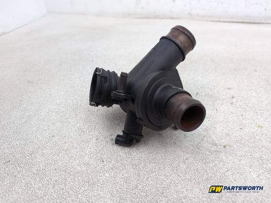 Mercedes-Benz E220 E-Class W212 Thermostat Housing A6512000615 2009-2016 - photo 2