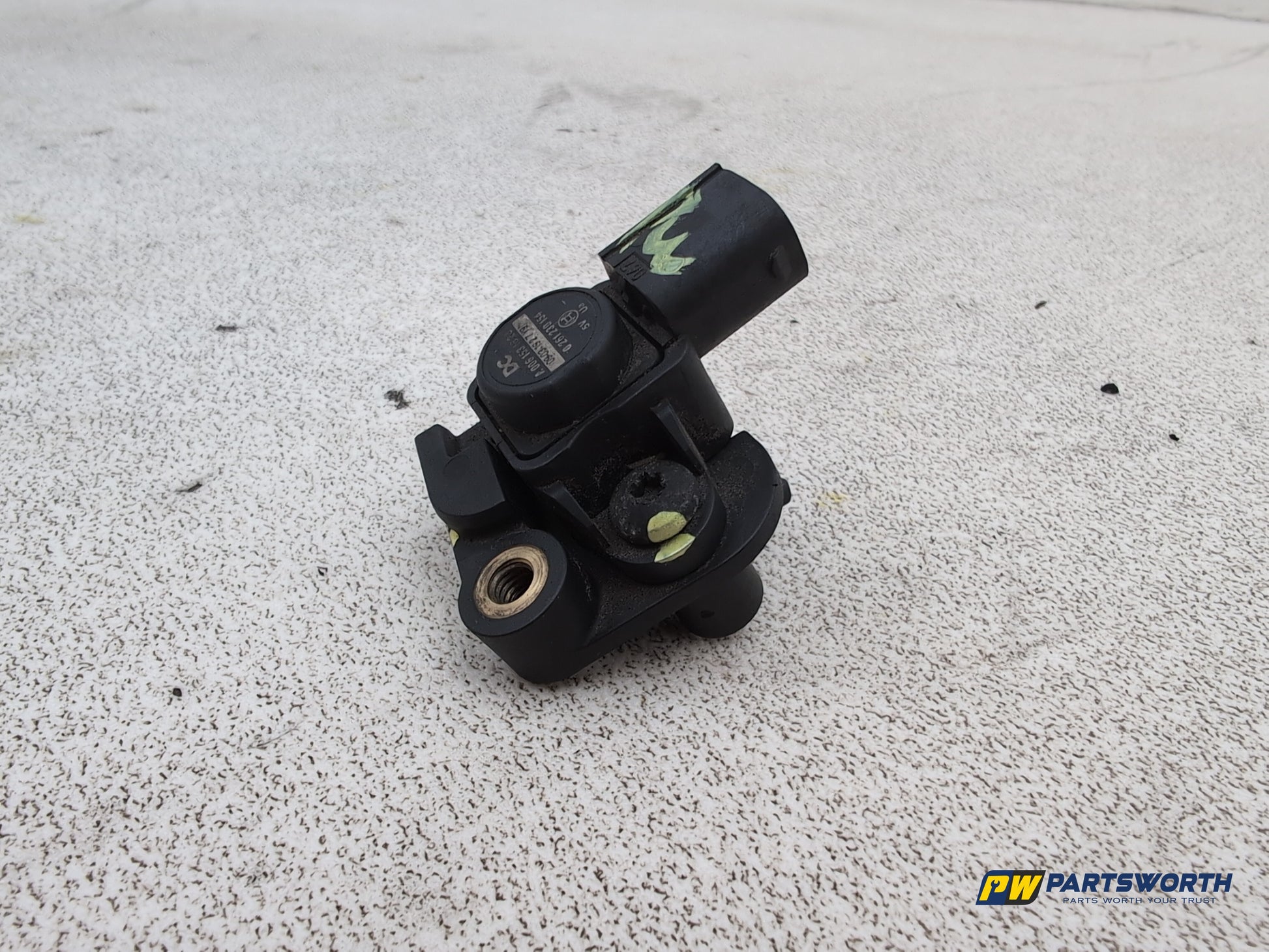 Mercedes-Benz E220 E-Class W212 Pressure Sensor Intake Manifold A0061531628 - photo 8