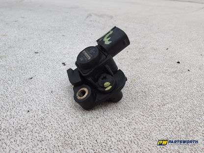 Mercedes-Benz E220 E-Class W212 Pressure Sensor Intake Manifold A0061531628 - photo 2
