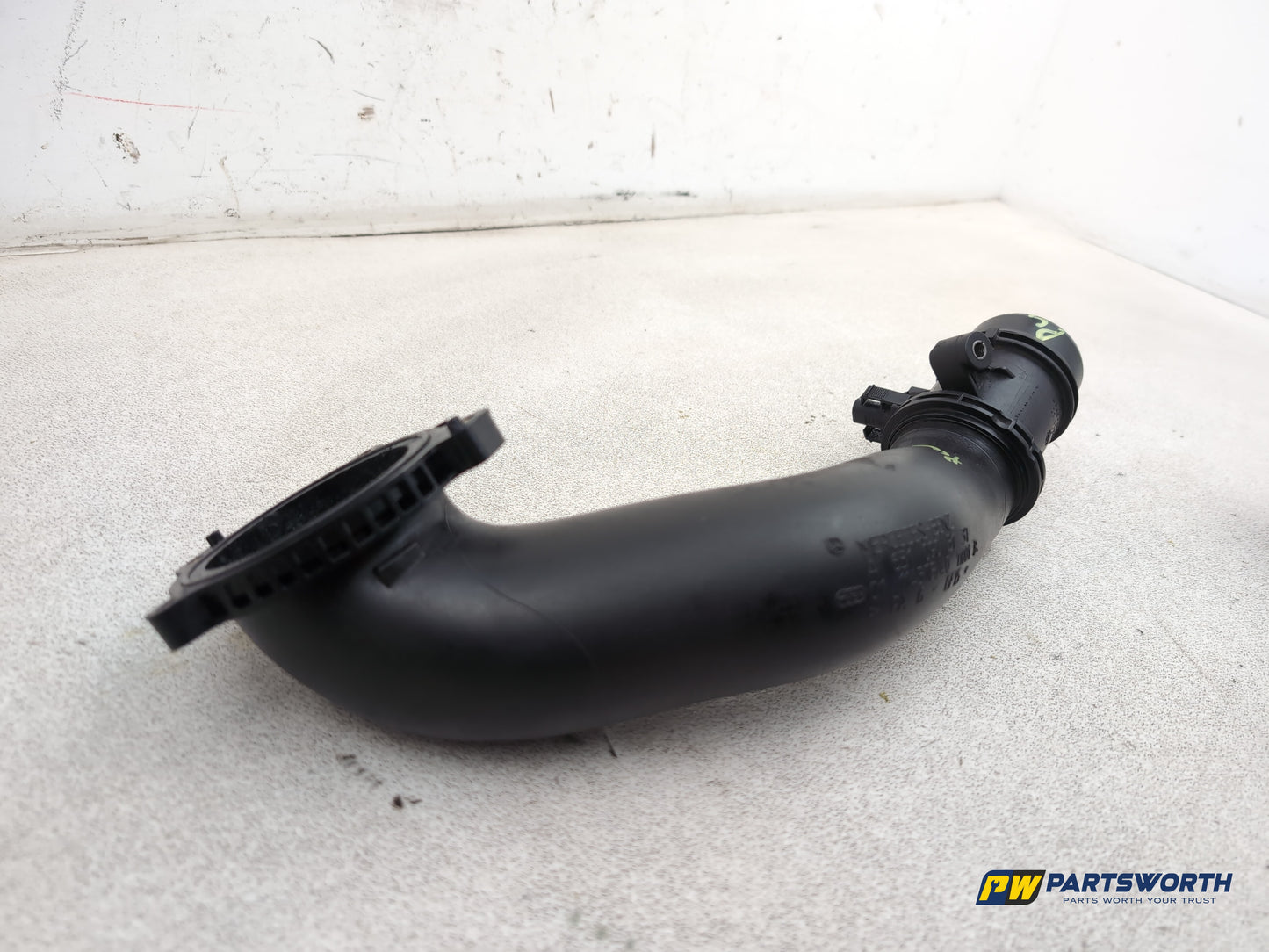 Mercedes-Benz E220 E-Class W212 Air Intake Hose Pipe Line A6510903137 2009-2016 - photo 2