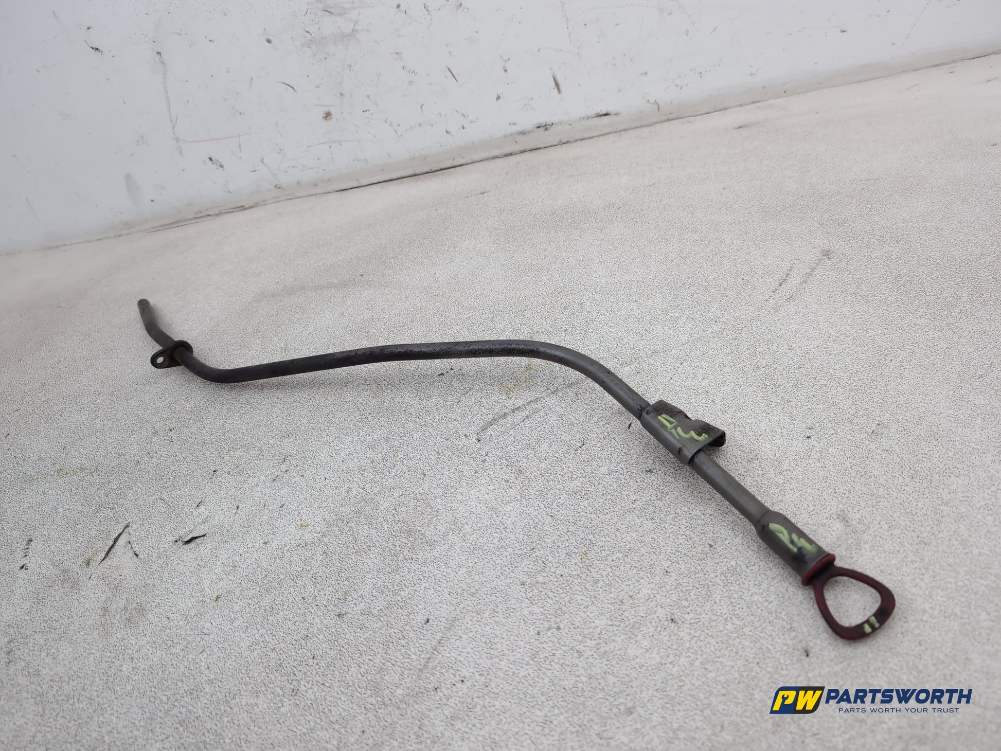 Mercedes-Benz E220 E-Class W212 Oil Level Dipstick And Pipe 2009-2016 - photo 2
