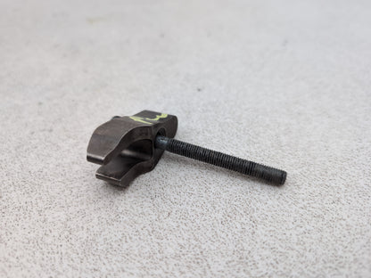 Mercedes-Benz E220 E-Class W212 2.1l Diesel Fuel Injector Clamp With Bolt - photo 2