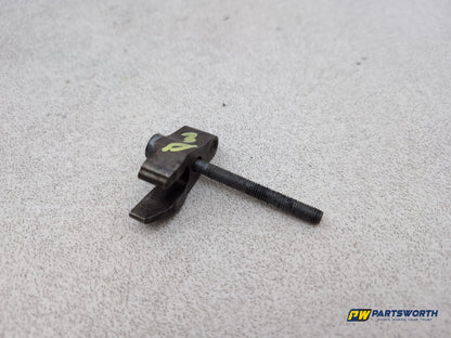 Mercedes-Benz E220 E-Class W212 2.1l Diesel Fuel Injector Clamp With Bolt - photo 2