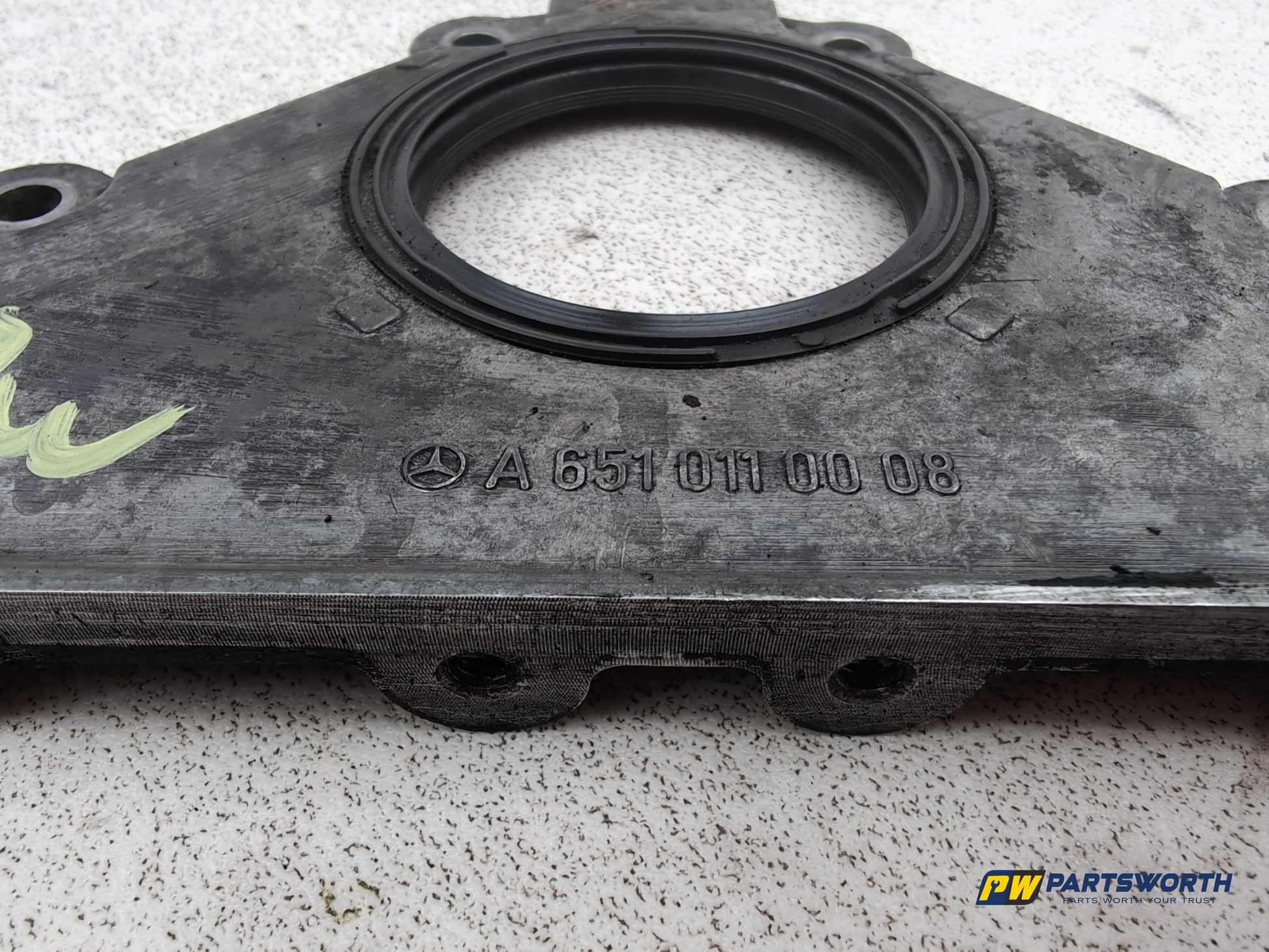 Mercedes-Benz E220 E-Class W212 2.1l Diesel Crankshaft Front Seal Housing - photo 2