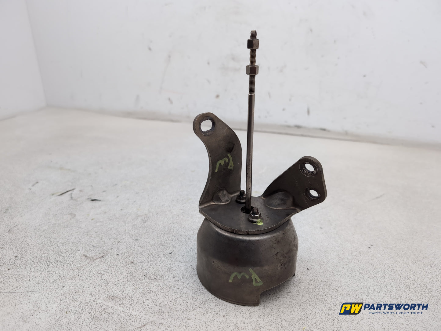 Mercedes-Benz E220 E-Class W212 Turbocharger Actuator Turbo Vacuum Box 2009-2016 - photo 2