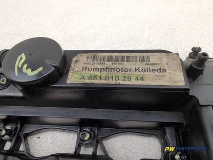 Mercedes-Benz E220 E-Class 2.1l Diesel Engine Rocker Valve Cover A6510102844 - photo 2