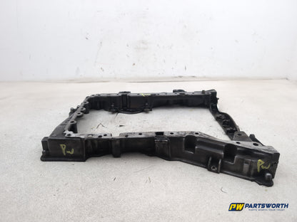 Mercedes-Benz E220 E-Class W212 Engine Oil Pan Upper A6510140202 2009-2016 - photo 2